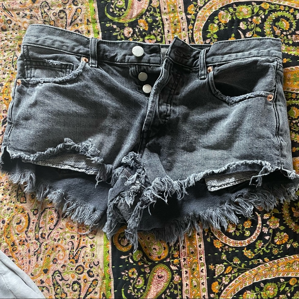 We the free shorts